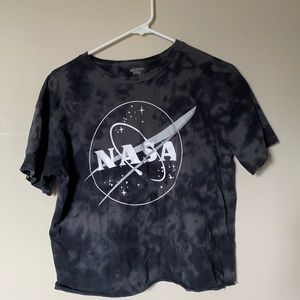 Women’s crop shirt sleeve